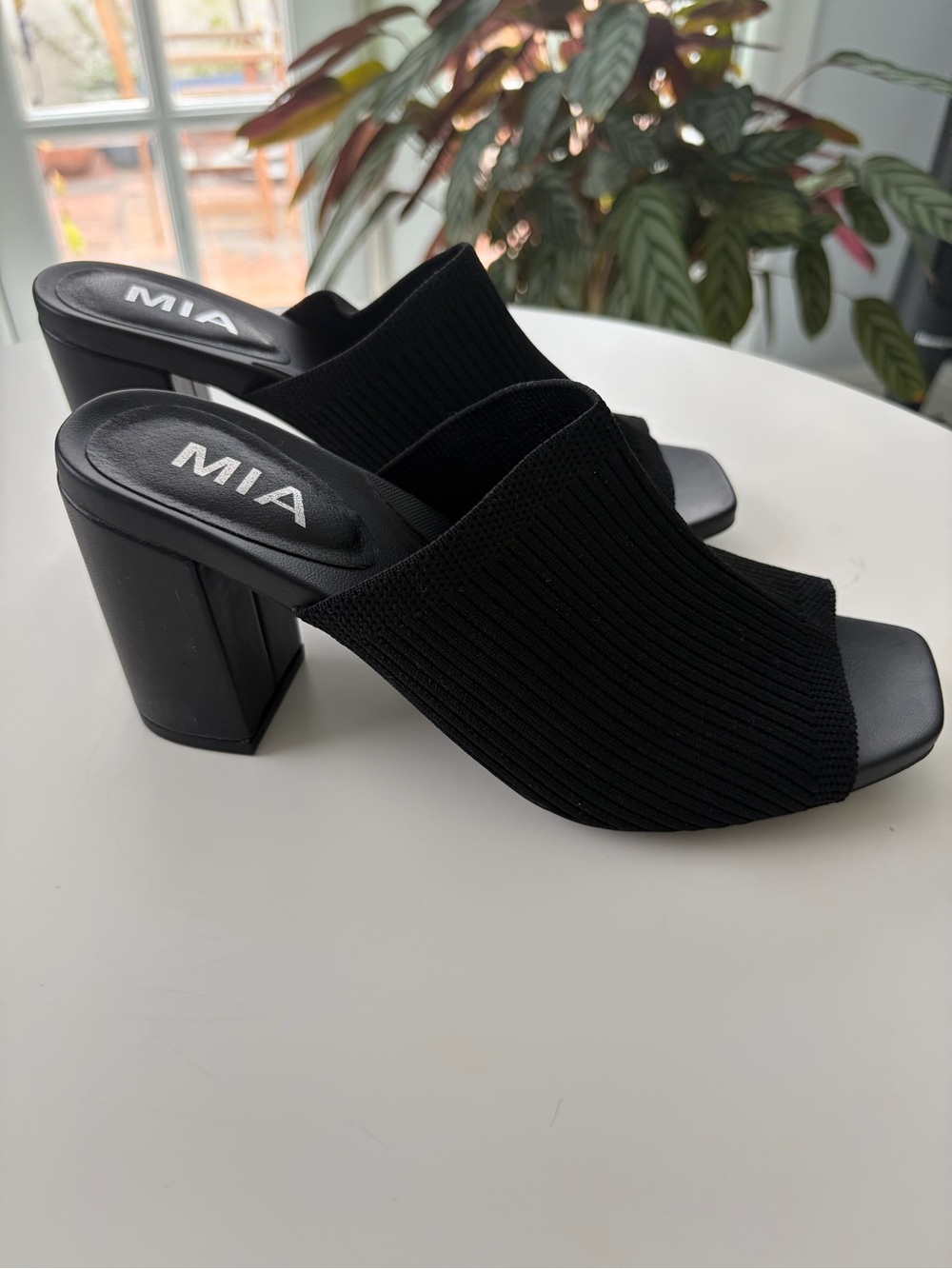 MIA Black Ribbed Open-Toe Block Heel Mules